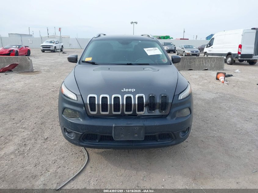 2016 Jeep Cherokee Latitude VIN: 1C4PJLCB5GW338995 Lot: 43931289