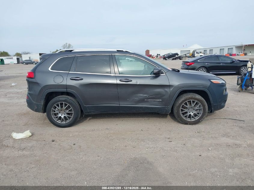 2016 Jeep Cherokee Latitude VIN: 1C4PJLCB5GW338995 Lot: 43931289