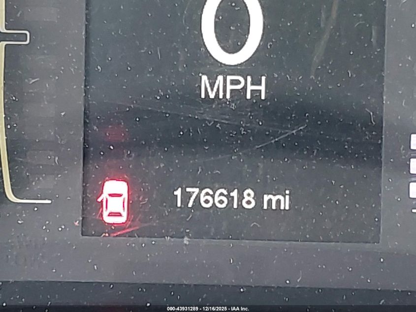 2016 Jeep Cherokee Latitude VIN: 1C4PJLCB5GW338995 Lot: 43931289