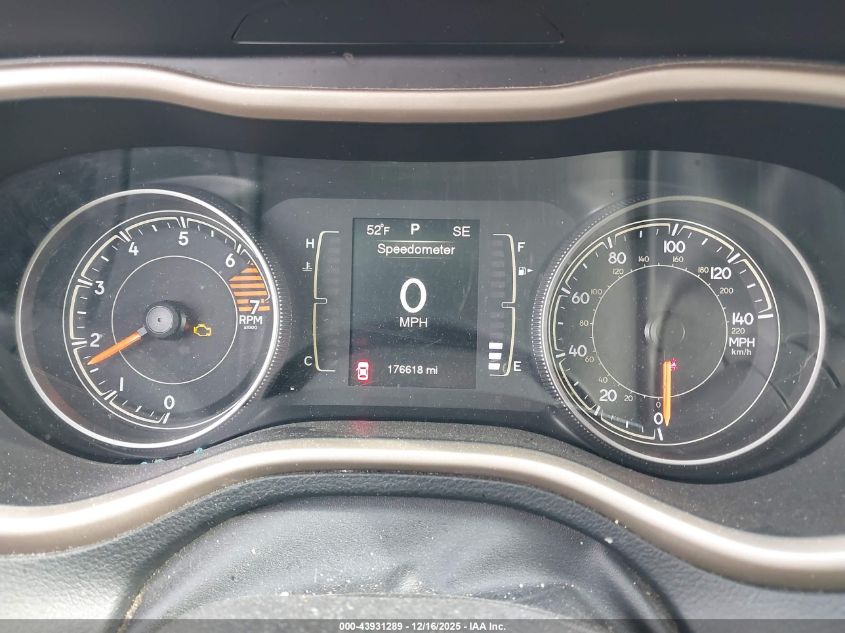 2016 Jeep Cherokee Latitude VIN: 1C4PJLCB5GW338995 Lot: 43931289