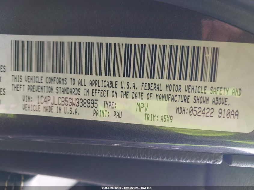 2016 Jeep Cherokee Latitude VIN: 1C4PJLCB5GW338995 Lot: 43931289