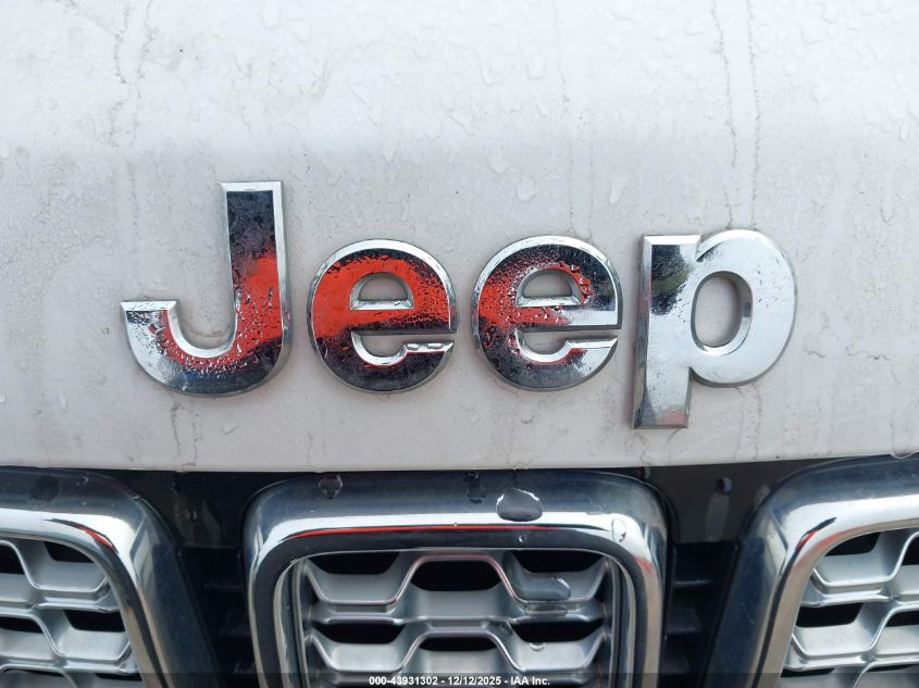 2017 Jeep Grand Cherokee Overland 4X4 VIN: 1C4RJFCG0HC755420 Lot: 43931302