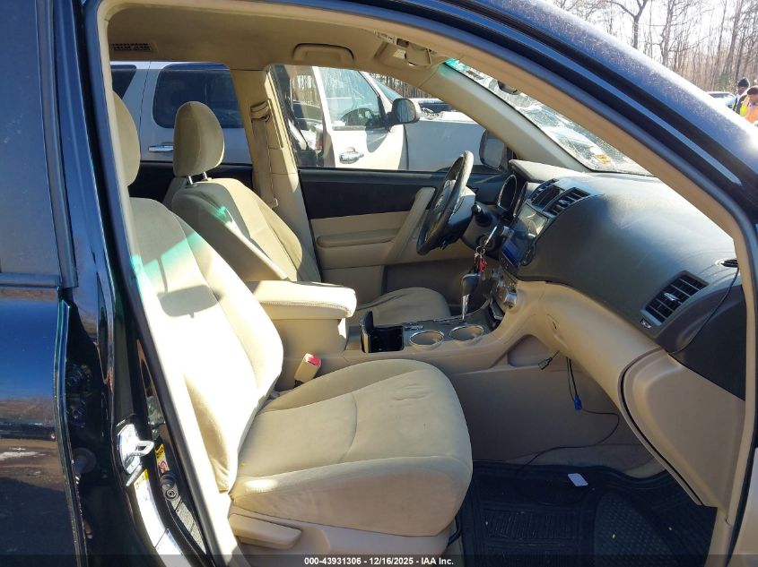 2010 Toyota Highlander Base V6 VIN: 5TDBK3EH8AS022085 Lot: 43931306