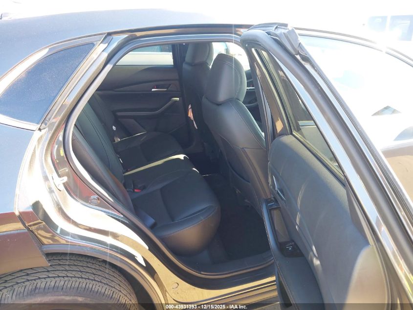 2025 Mazda Cx-30 2.5 S Preferred Package VIN: 3MVDMBCM9SM840583 Lot: 43931393