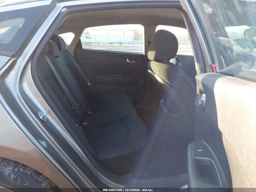 2016 Kia Optima Lx Turbo VIN: 5XXGT4L18GG032365 Lot: 43931435