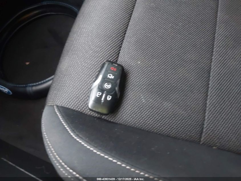 2015 Ford Mustang V6 VIN: 1FA6P8AM7F5326661 Lot: 43931439