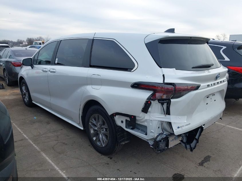 2025 Toyota Sienna - 5TDYSKFC8SS194142