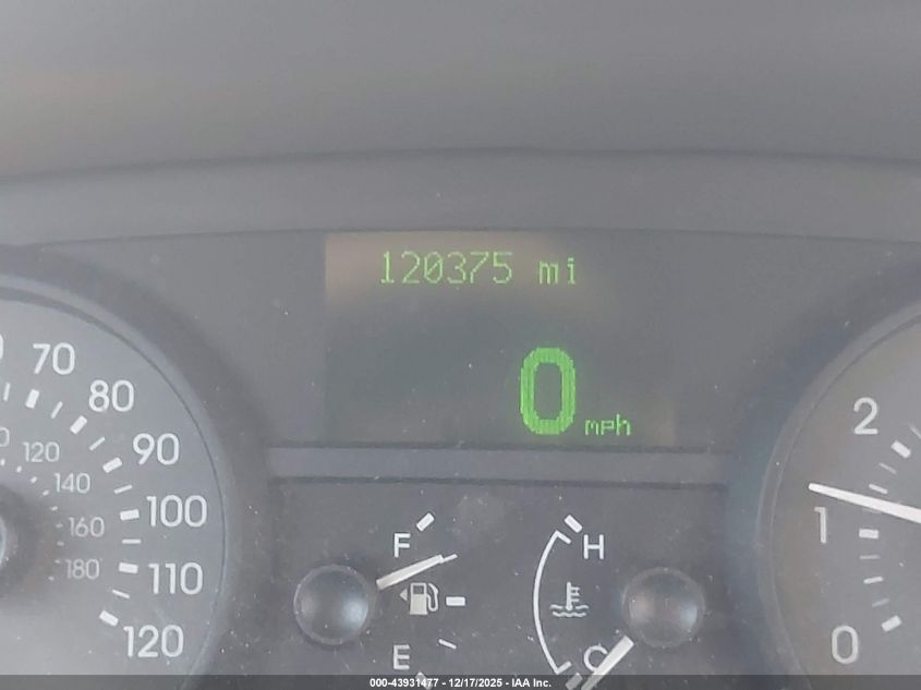 2010 Mercury Grand Marquis Ls (Fleet Only) VIN: 2MEBM7FV3AX626927 Lot: 43931477