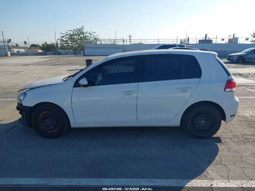 2010 Volkswagen Golf 4-Door VIN: WVWDB7AJ7AW374485 Lot: 43931486