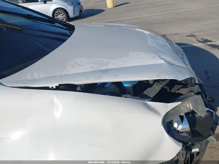 2010 Volkswagen Golf 4-Door VIN: WVWDB7AJ7AW374485 Lot: 43931486