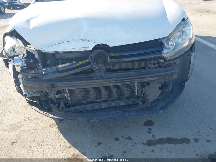 2010 Volkswagen Golf 4-Door VIN: WVWDB7AJ7AW374485 Lot: 43931486