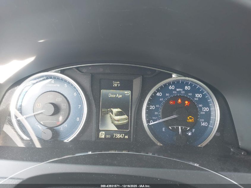 2017 Toyota Camry Xle VIN: 4T1BF1FKXHU635555 Lot: 43931571