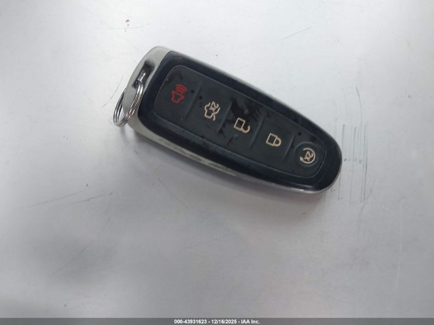 2019 Ford Escape Titanium VIN: 1FMCU9J90KUB29009 Lot: 43931623