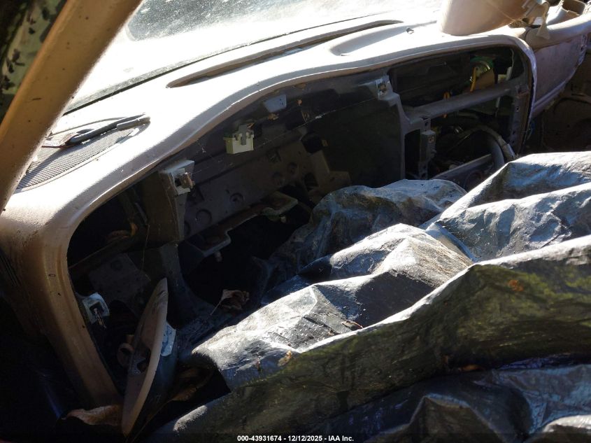 2002 Chevrolet Blazer Ls VIN: 1GNCS13W42K156473 Lot: 43931674