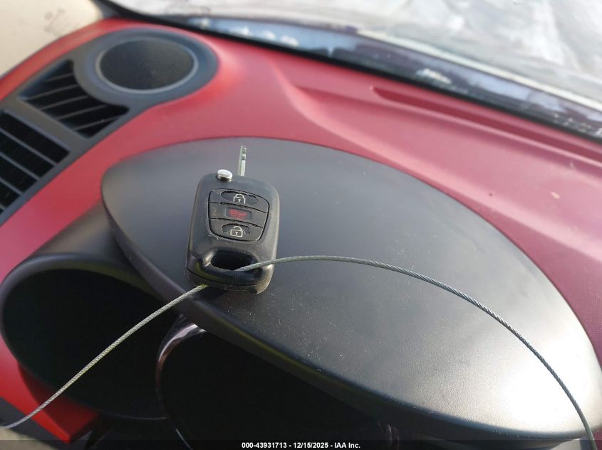 2011 Kia Soul Sport VIN: KNDJT2A2XB7286246 Lot: 43931713