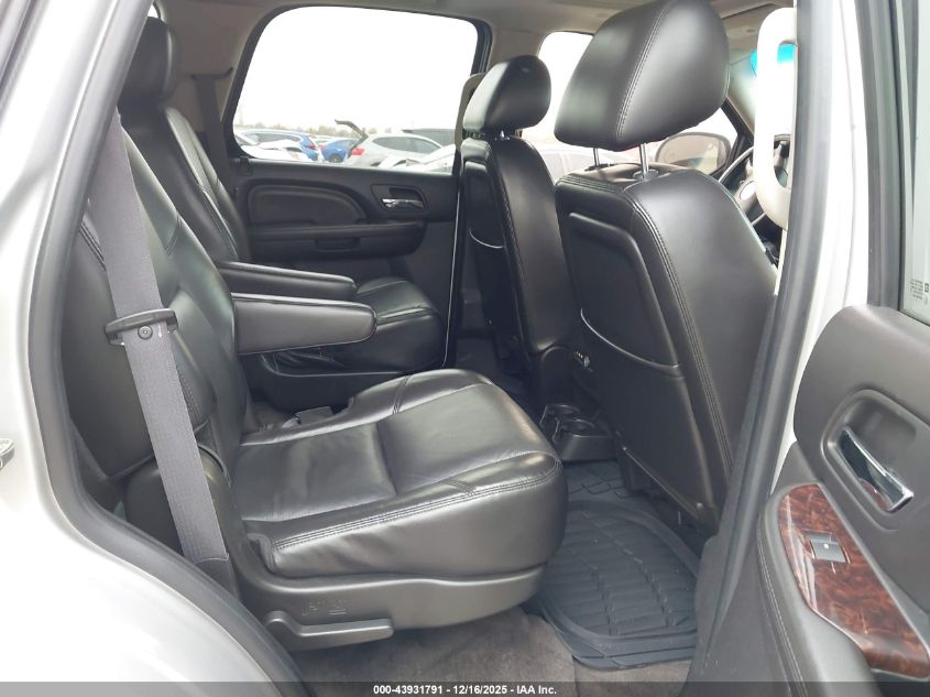 2011 GMC Yukon Denali VIN: 1GKS2EEF9BR221967 Lot: 43931791