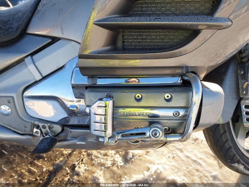 2004 Honda Gl1800 VIN: 1HFSC47014A304909 Lot: 43931804