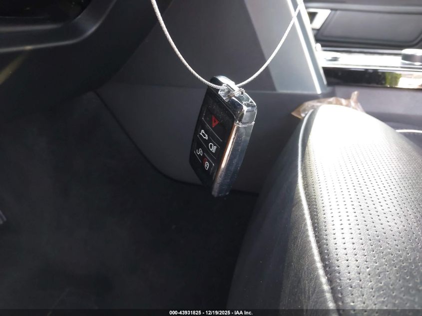 2019 Land Rover Discovery Hse Luxury VIN: SALRT2RV4KA080918 Lot: 43931825