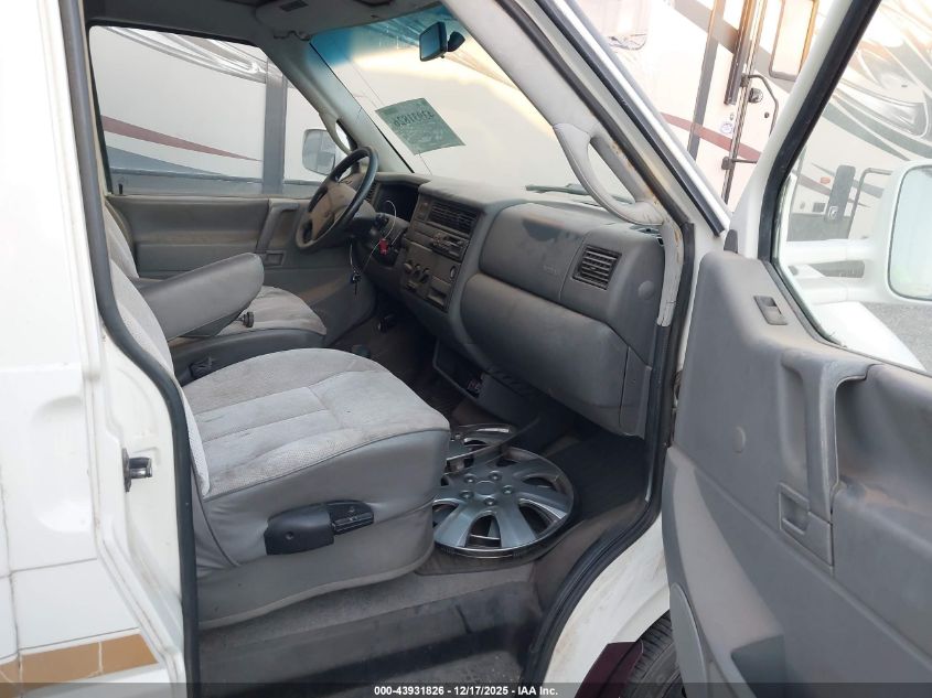 1997 Volkswagen Eurovan VIN: WV3AH8707VH144023 Lot: 43931826