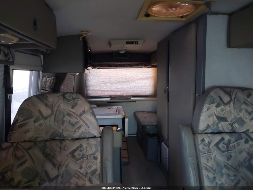 1997 Volkswagen Eurovan VIN: WV3AH8707VH144023 Lot: 43931826