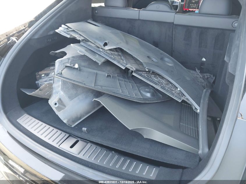 2021 Tesla Model S - 5YJSA1E62MF447025