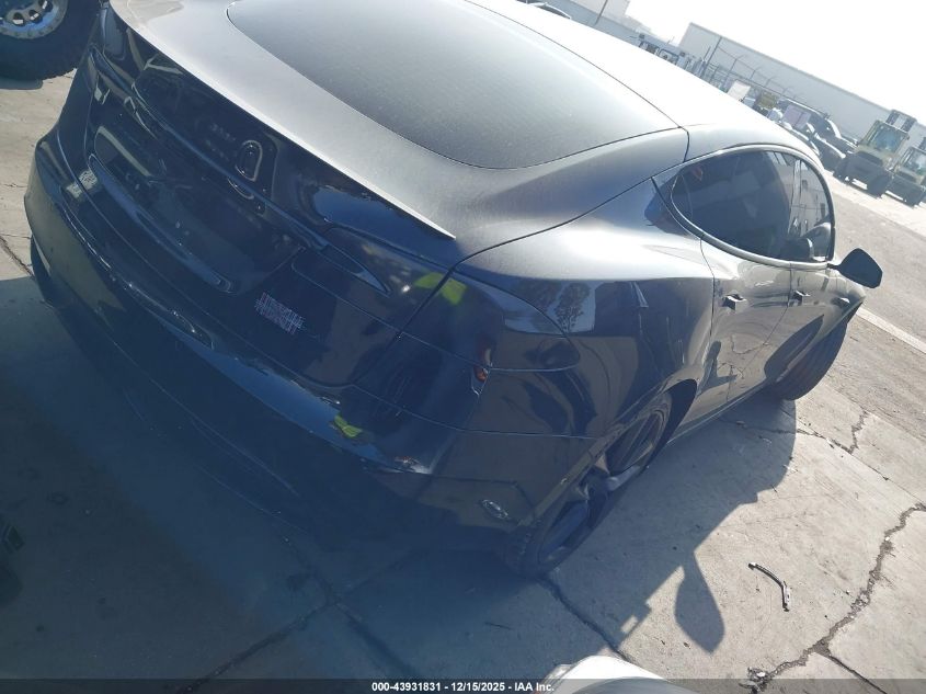 2021 Tesla Model S - 5YJSA1E62MF447025