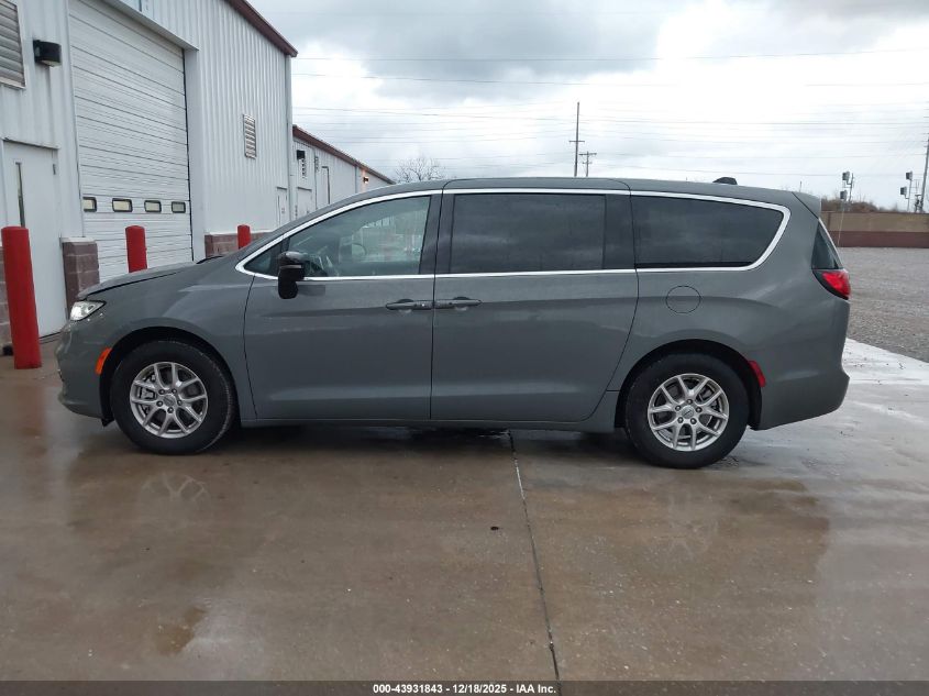 2025 Chrysler Pacifica Select VIN: 2C4RC1BG2SR504587 Lot: 43931843