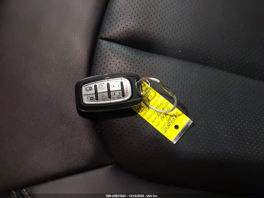 2025 Chrysler Pacifica Select VIN: 2C4RC1BG2SR504587 Lot: 43931843