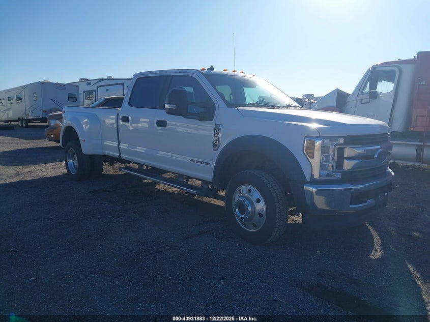 1FT8W4DT9KEE98654 FORD F-450 Photo 1