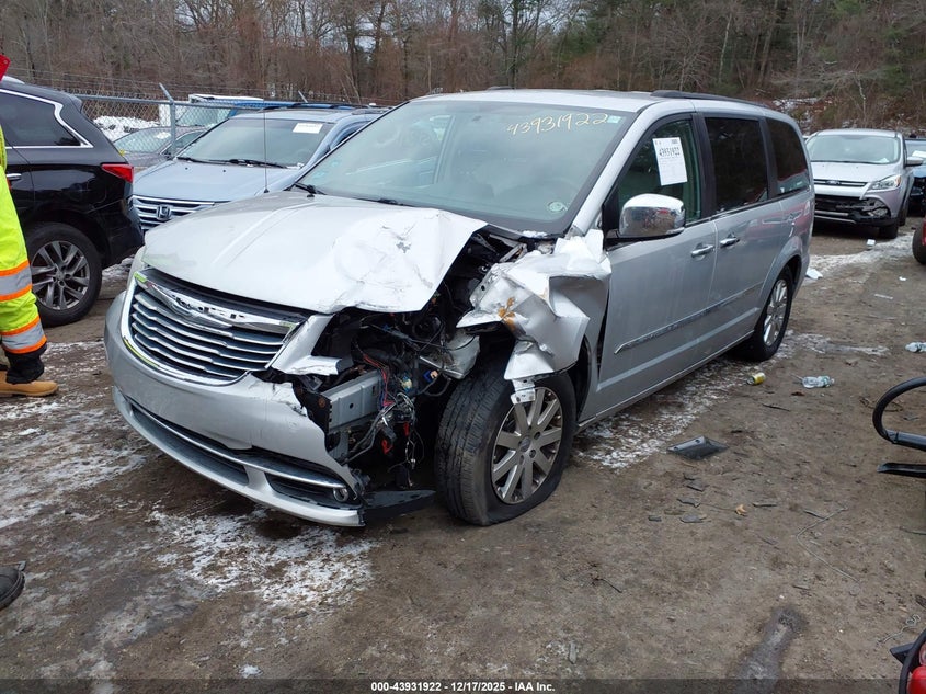 2012 Chrysler Town & Country Touring-L