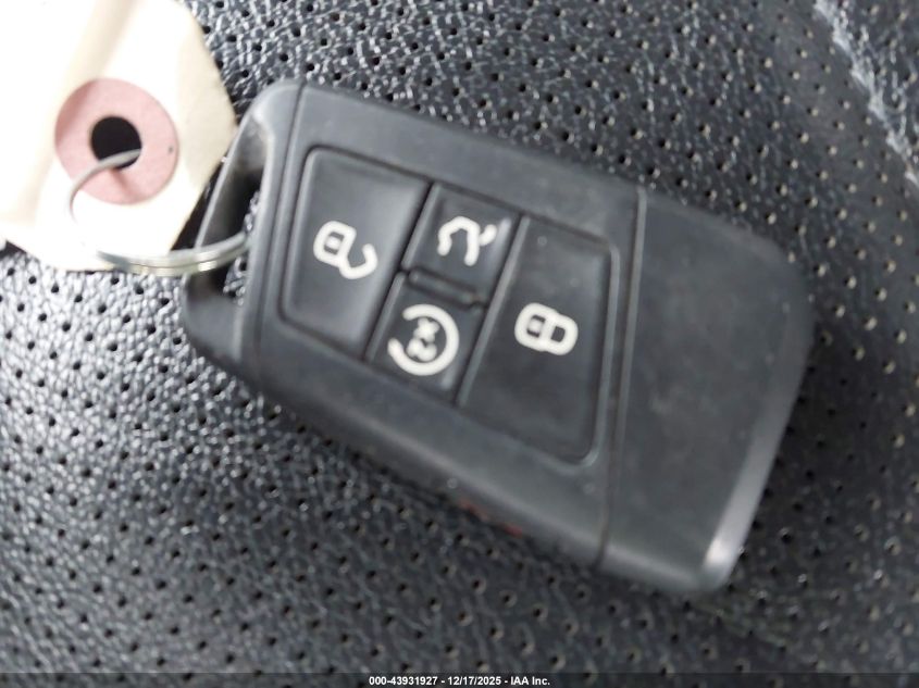 2022 Volkswagen Tiguan 2.0T Sel R-Line VIN: 3VV4B7AX8NM136611 Lot: 43931927