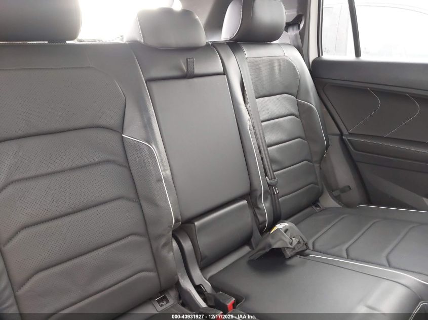 2022 Volkswagen Tiguan 2.0T Sel R-Line VIN: 3VV4B7AX8NM136611 Lot: 43931927