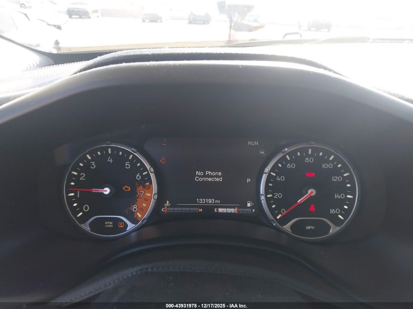 2015 Jeep Renegade Limited VIN: ZACCJBDT4FPB43238 Lot: 43931978