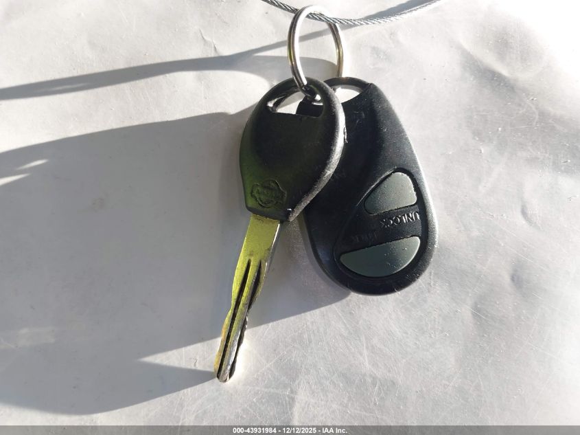 2001 Nissan Xterra Xe VIN: 5N1ED28Y21C519952 Lot: 43931984