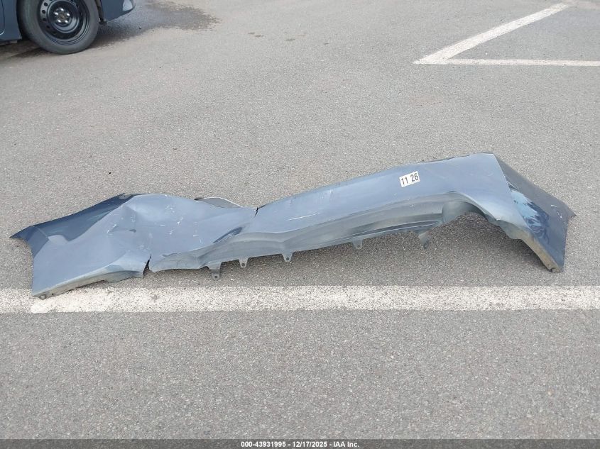 2016 Toyota Corolla Le VIN: 5YFBURHE9GP398570 Lot: 43931995