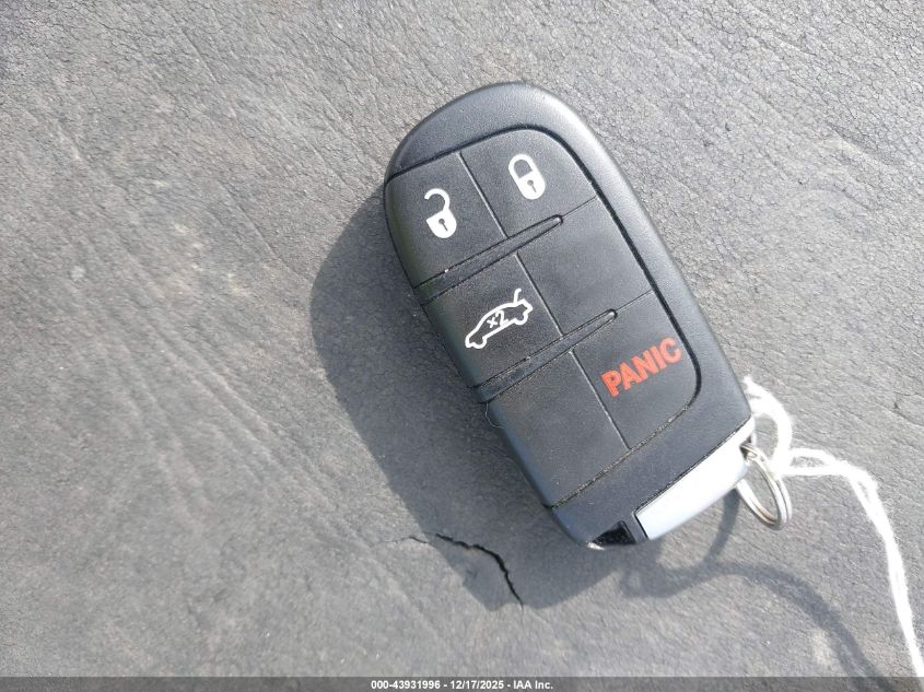 2020 Dodge Challenger Sxt VIN: 2C3CDZAG0LH223242 Lot: 43931996