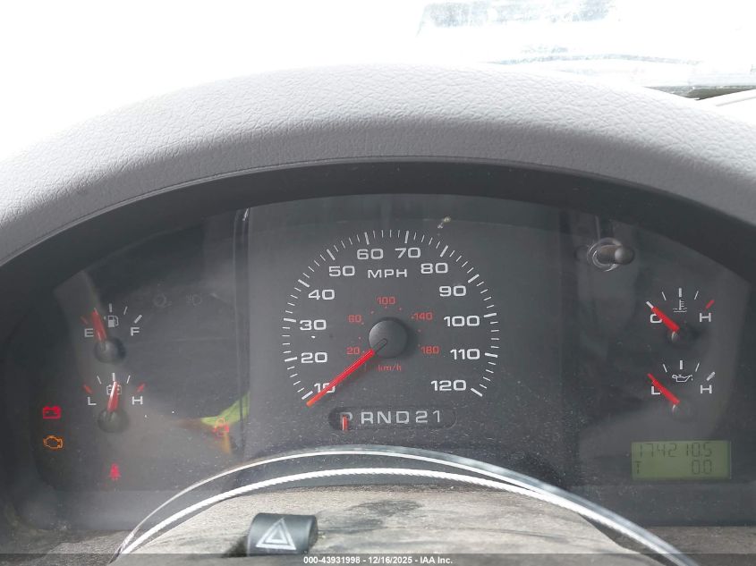 2004 Ford F-150 Stx/Xl/Xlt VIN: 1FTRF12W34KB29096 Lot: 43931998