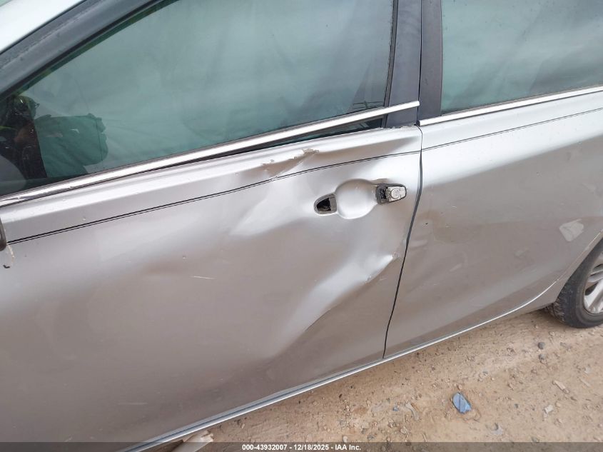 2015 Toyota Camry Se VIN: 4T1BF1FK2FU021015 Lot: 43932007