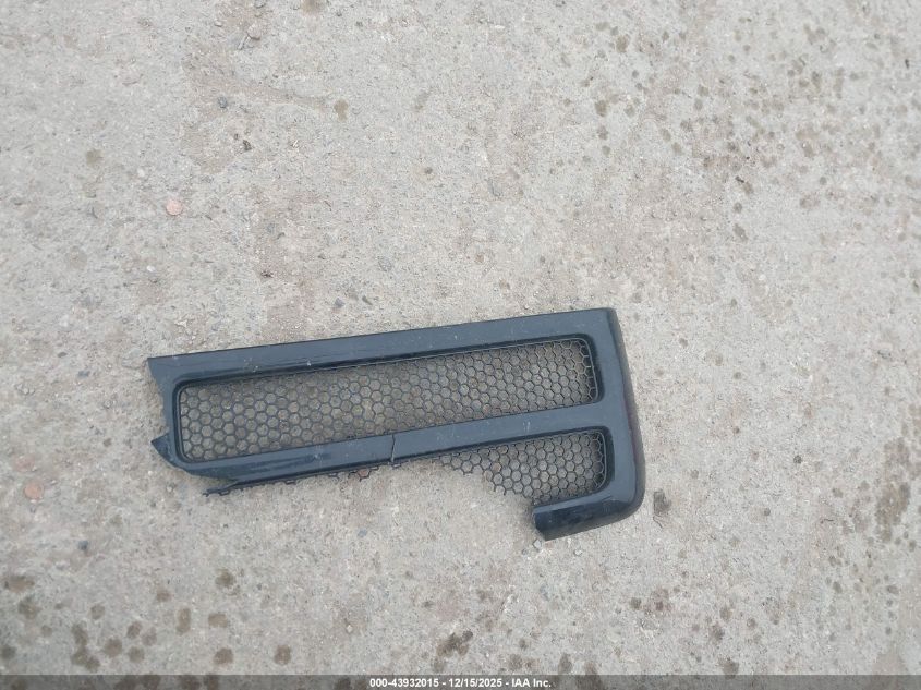 2000 Dodge Ram 1500 St VIN: 3B7HF13Z1YM236635 Lot: 43932015