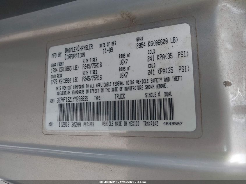 2000 Dodge Ram 1500 St VIN: 3B7HF13Z1YM236635 Lot: 43932015