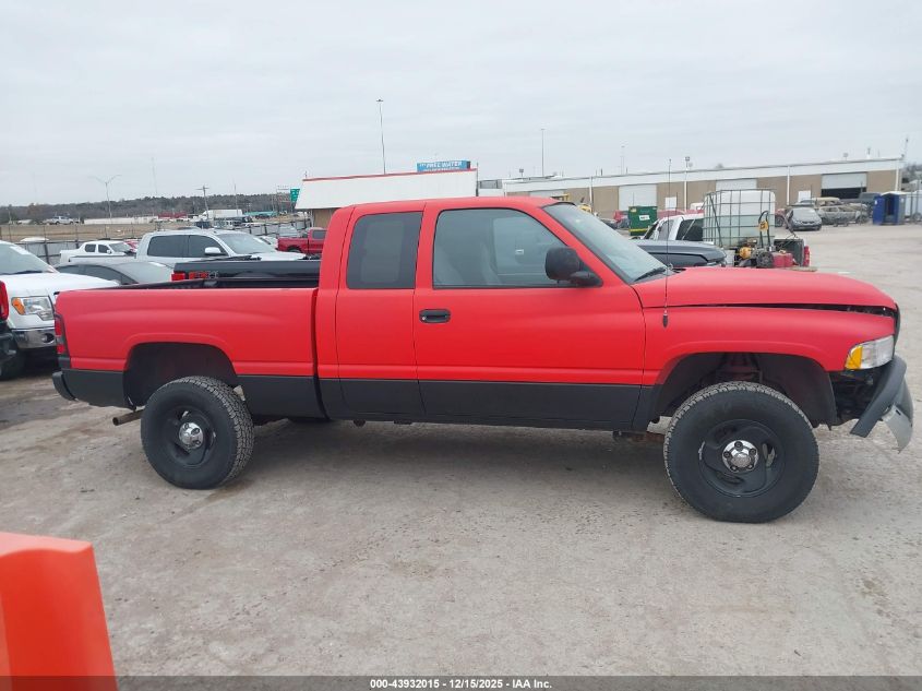 2000 Dodge Ram 1500 St VIN: 3B7HF13Z1YM236635 Lot: 43932015