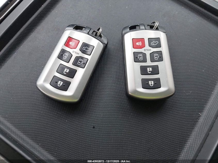 2018 Toyota Sienna Xle 8 Passenger VIN: 5TDYZ3DC3JS940970 Lot: 43932072