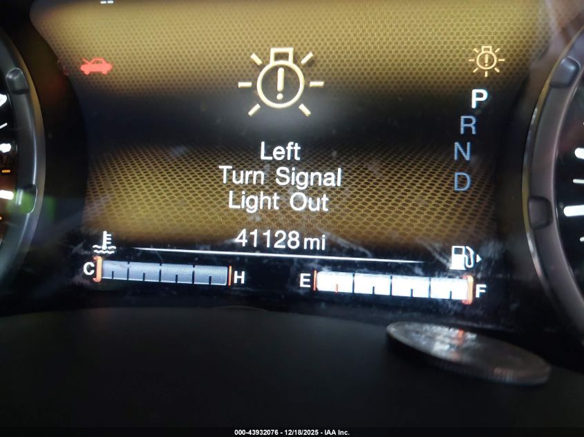 2017 Jeep Renegade Altitude Fwd VIN: ZACCJABB4HPF72502 Lot: 43932076