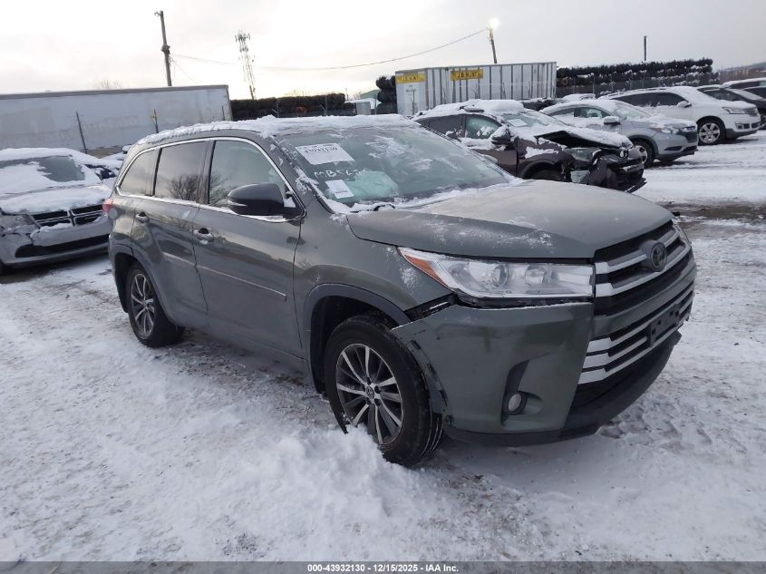 TOYOTA HIGHLANDER XLE