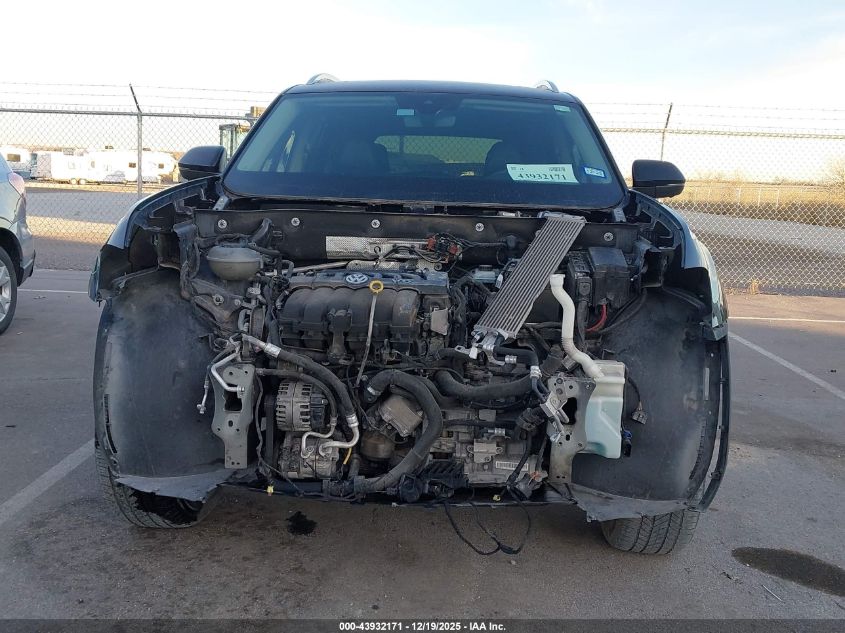 2018 Volkswagen Atlas 3.6L V6 Sel Premium VIN: 1V2NR2CA3JC538993 Lot: 43932171