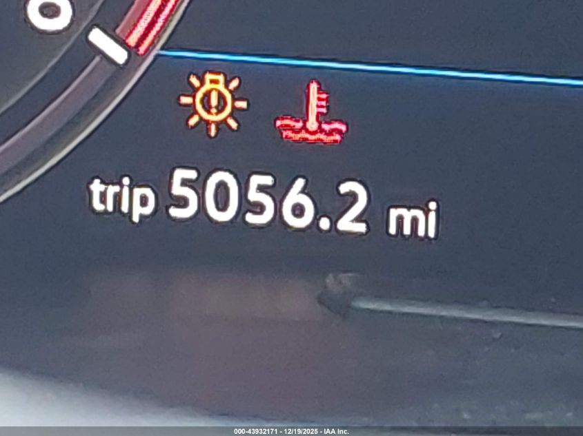 2018 Volkswagen Atlas 3.6L V6 Sel Premium VIN: 1V2NR2CA3JC538993 Lot: 43932171