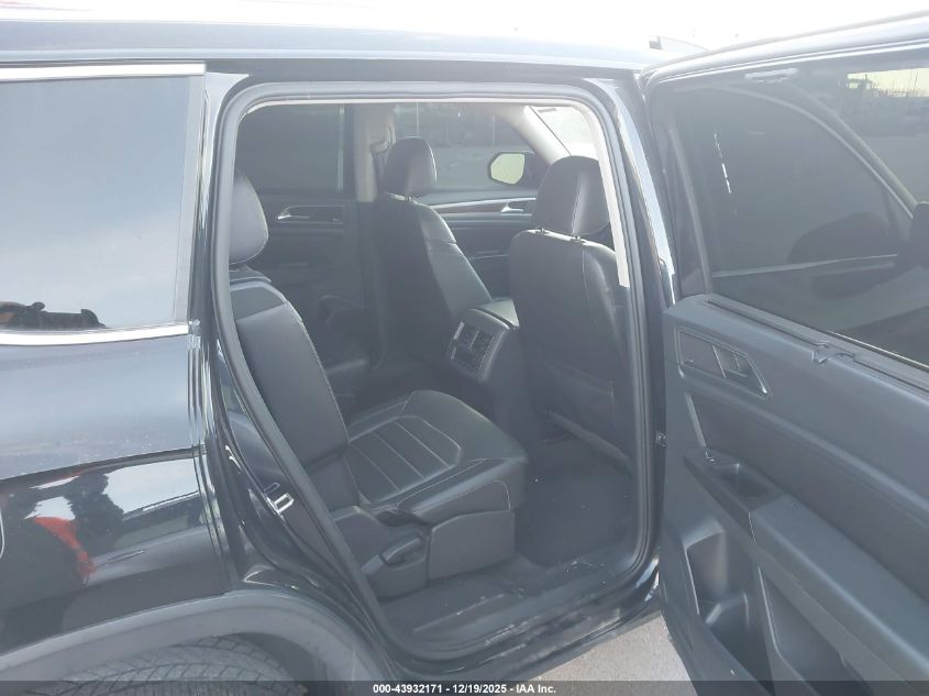 2018 Volkswagen Atlas 3.6L V6 Sel Premium VIN: 1V2NR2CA3JC538993 Lot: 43932171