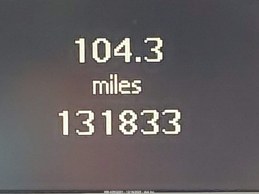 2011 Mercedes-Benz E 350 VIN: WDDKJ5GB9BF103353 Lot: 43932201