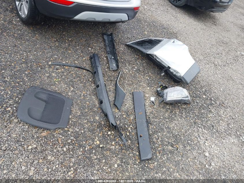 2018 Buick Encore Preferred VIN: KL4CJASB5JB625136 Lot: 43932203