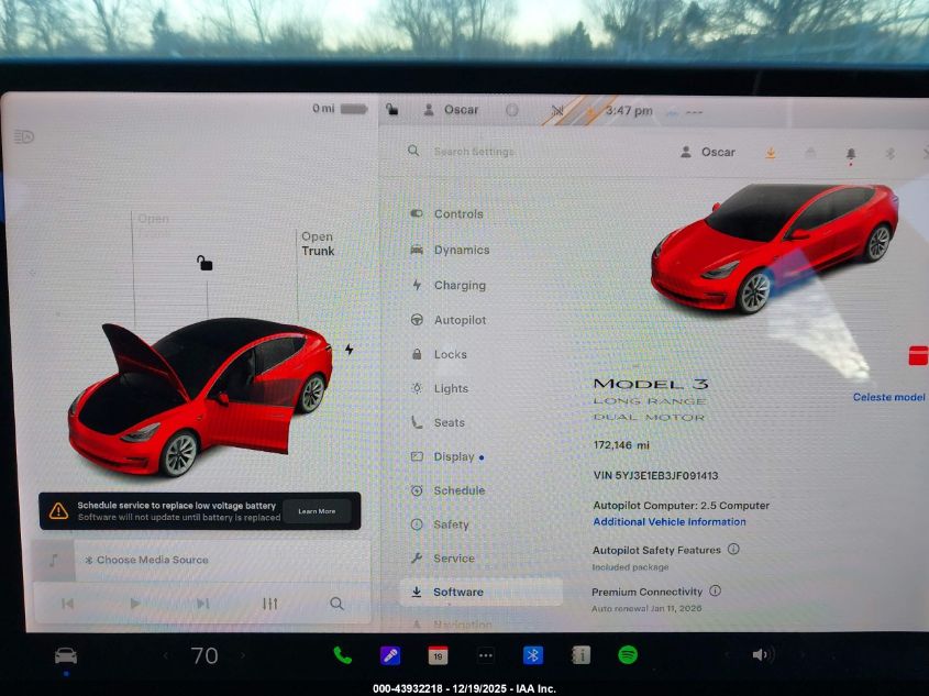2018 Tesla Model 3 Long Range/Performance VIN: 5YJ3E1EB3JF091413 Lot: 43932218